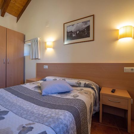 Casa Cambra Guest House อาอินซา ภายนอก รูปภาพ